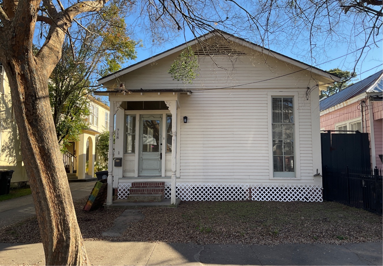 718 Spanish Town Road #1
